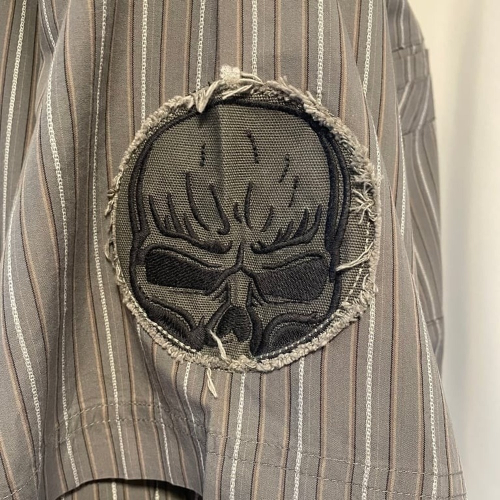 Harley Davidson  Shirt Garage Button Down Grey Striped Skull‎ On Sleeve